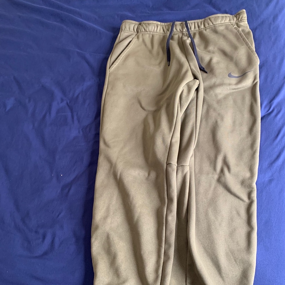 Nike DRI-FIT Therma fleece joggers
